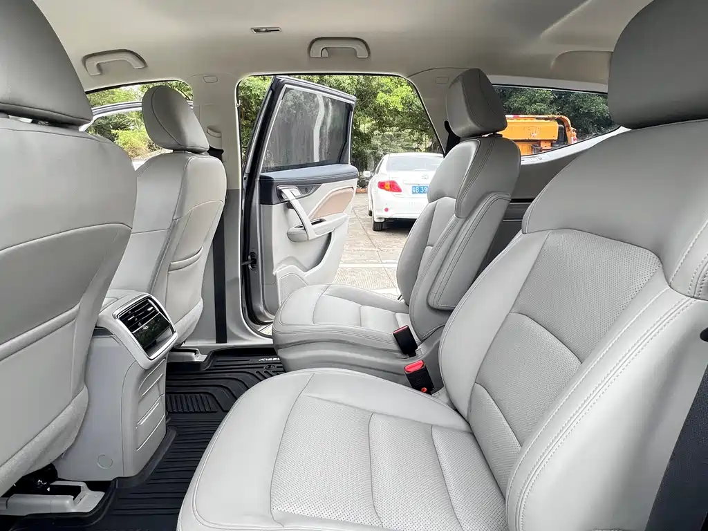 GEELY AUTOMOBILE JIAJIE