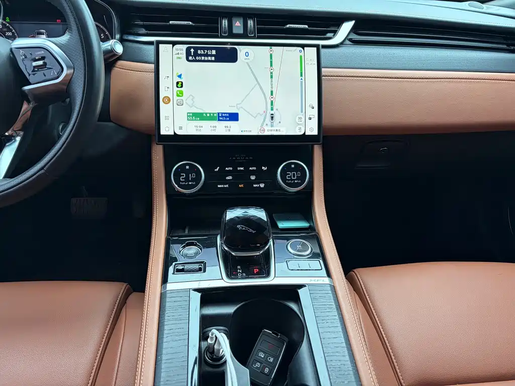 Jaguar XFL — миниатюра 11