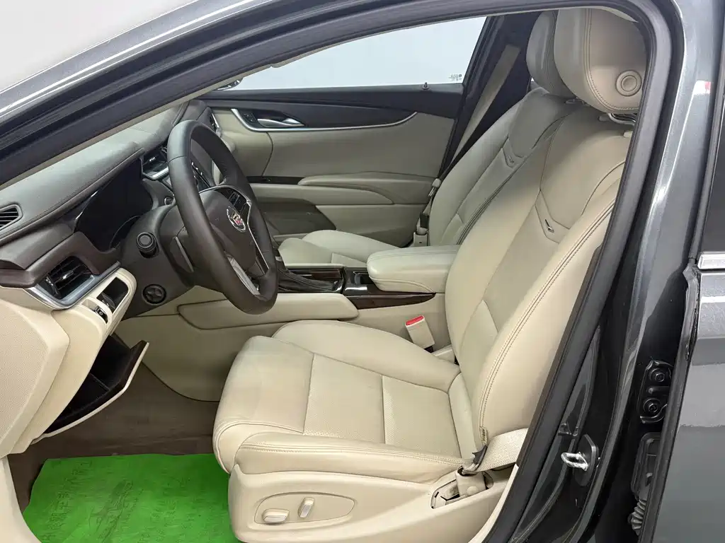 Cadillac XTS — миниатюра 4