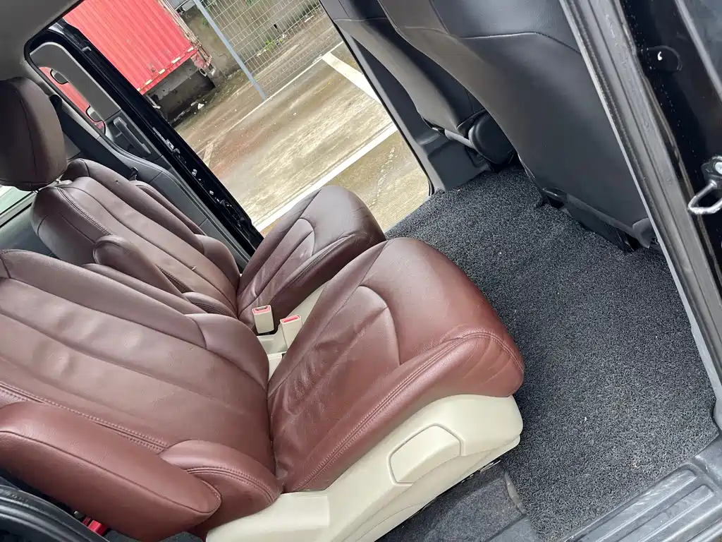 Nissan NV200 — миниатюра 13