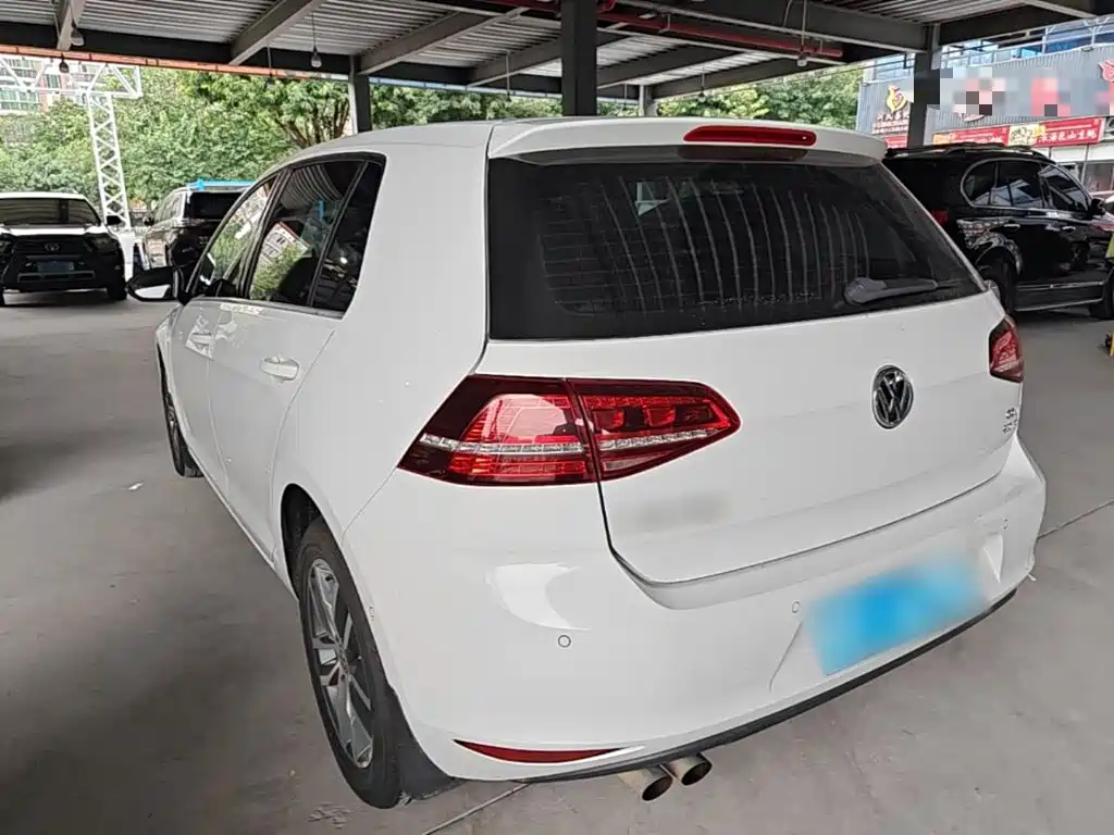 Volkswagen Golf — миниатюра 5