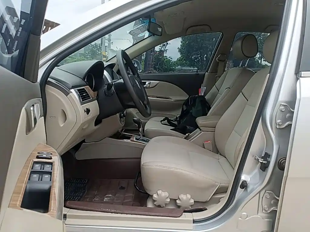 Buick Excelle — миниатюра 16