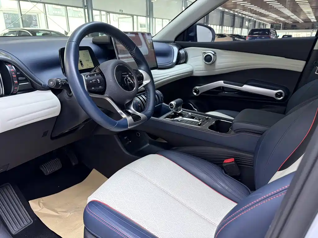 BYD Yuan Plus — миниатюра 10