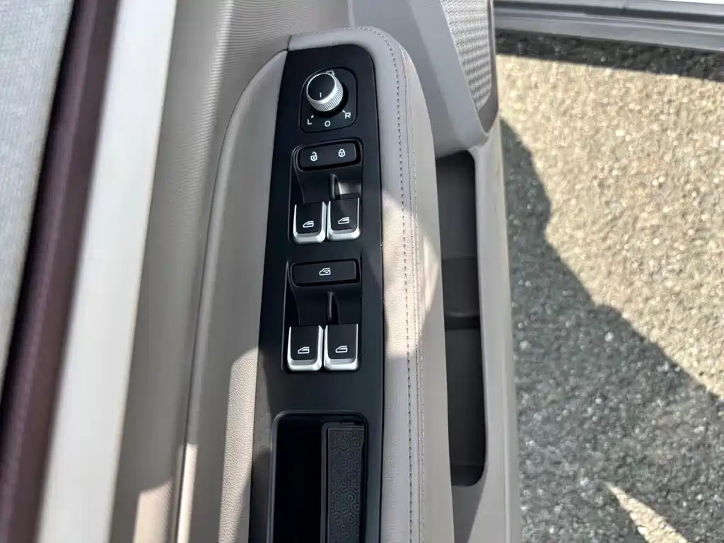 Geely Icon — миниатюра 17