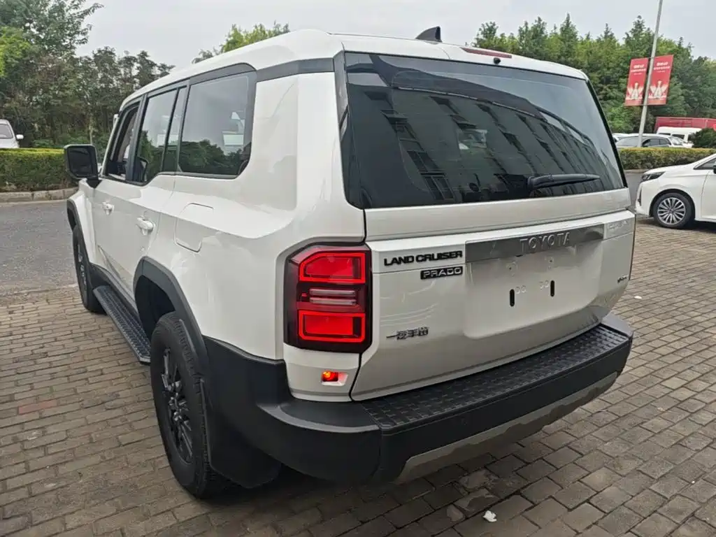 Toyota Prado — миниатюра 5