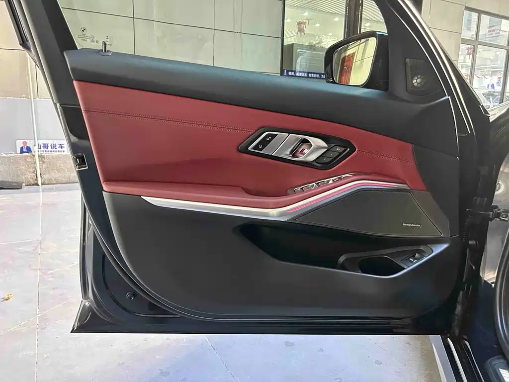 BMW 3 Series — миниатюра 10