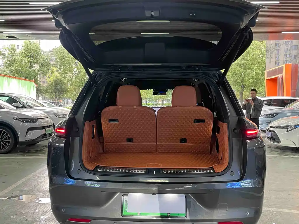 Li Auto Li L8 — миниатюра 15