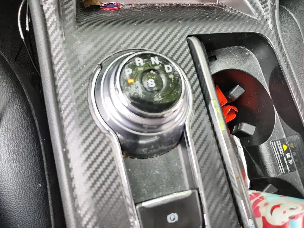 Ford Mondeo — миниатюра 10