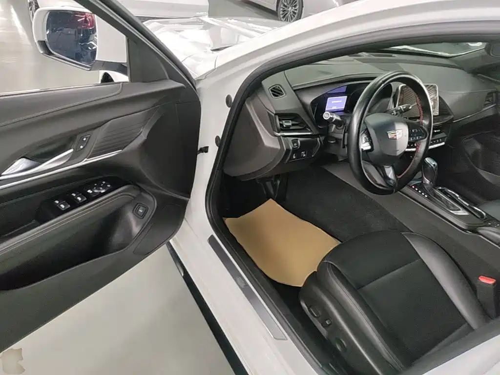 Cadillac CT4 — миниатюра 16