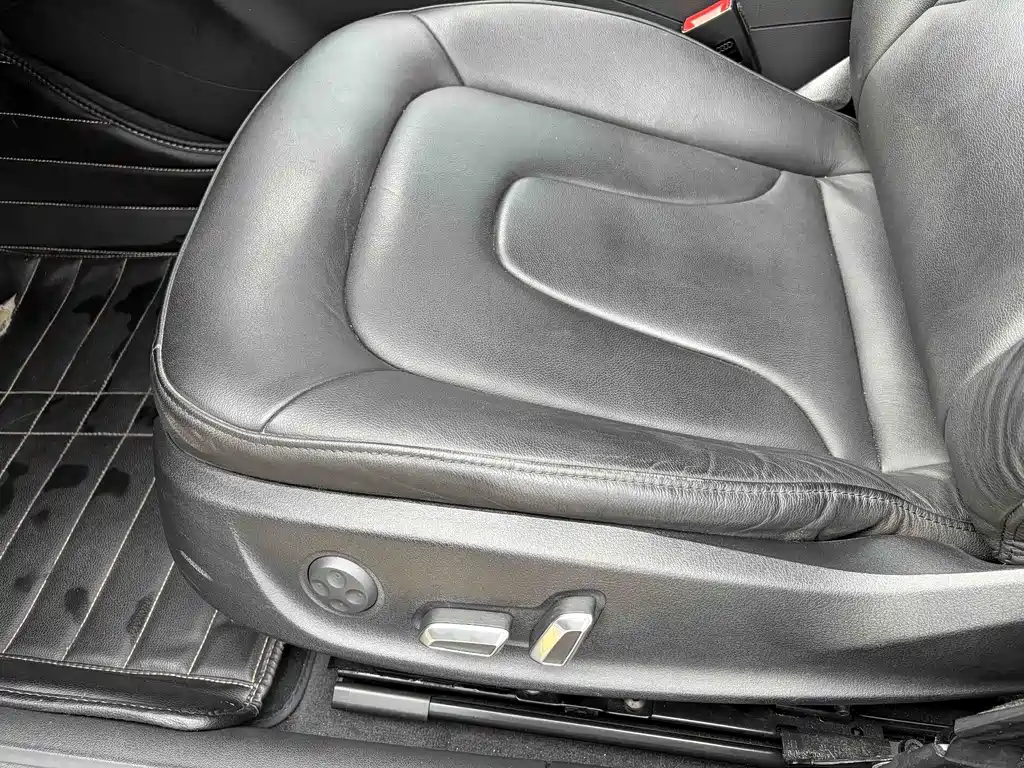 Audi A4L — миниатюра 8