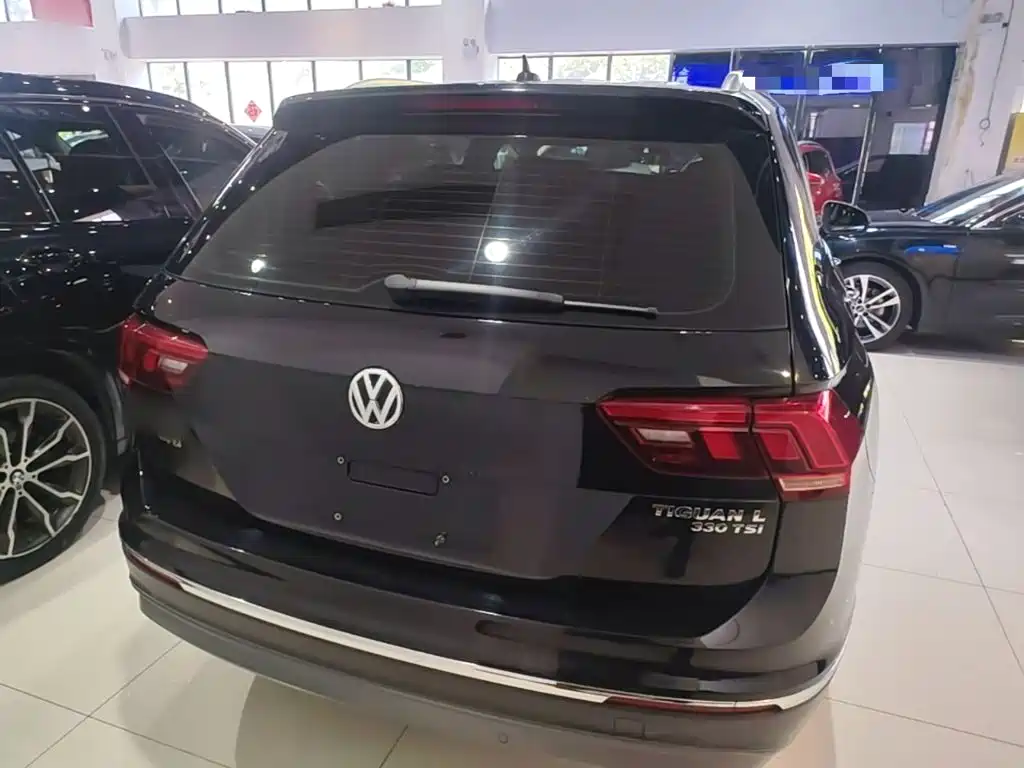 Volkswagen Tiguan L — миниатюра 6