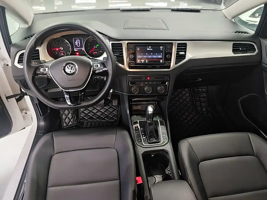 Volkswagen Golf Sportsvan — миниатюра 10