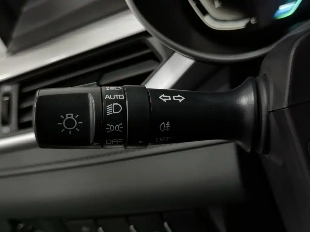 Geely Emgrand — миниатюра 21