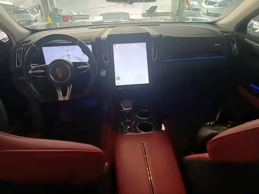 Hongqi Hongqi HS3 — миниатюра 10