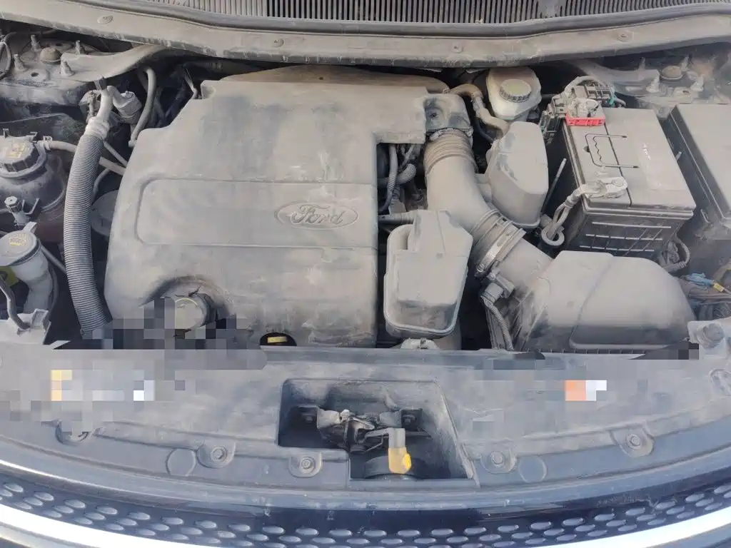 Ford Explorer (Import) — миниатюра 21