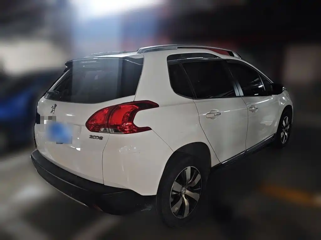 Peugeot 2008 — миниатюра 4