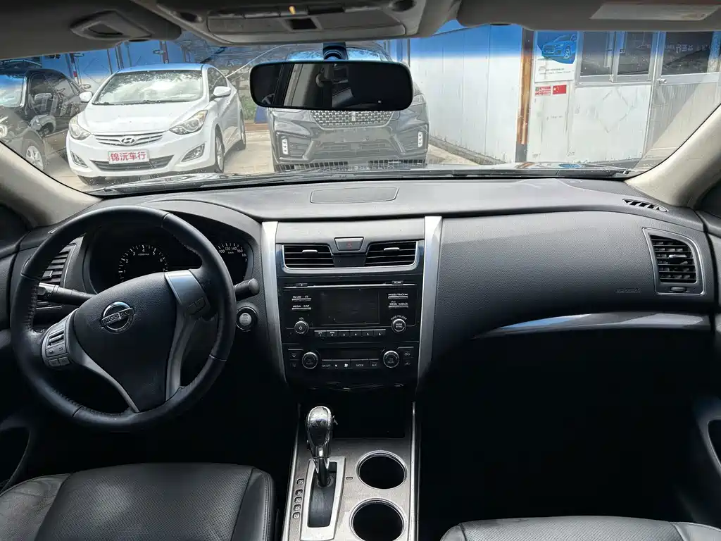 Nissan Teana — миниатюра 4