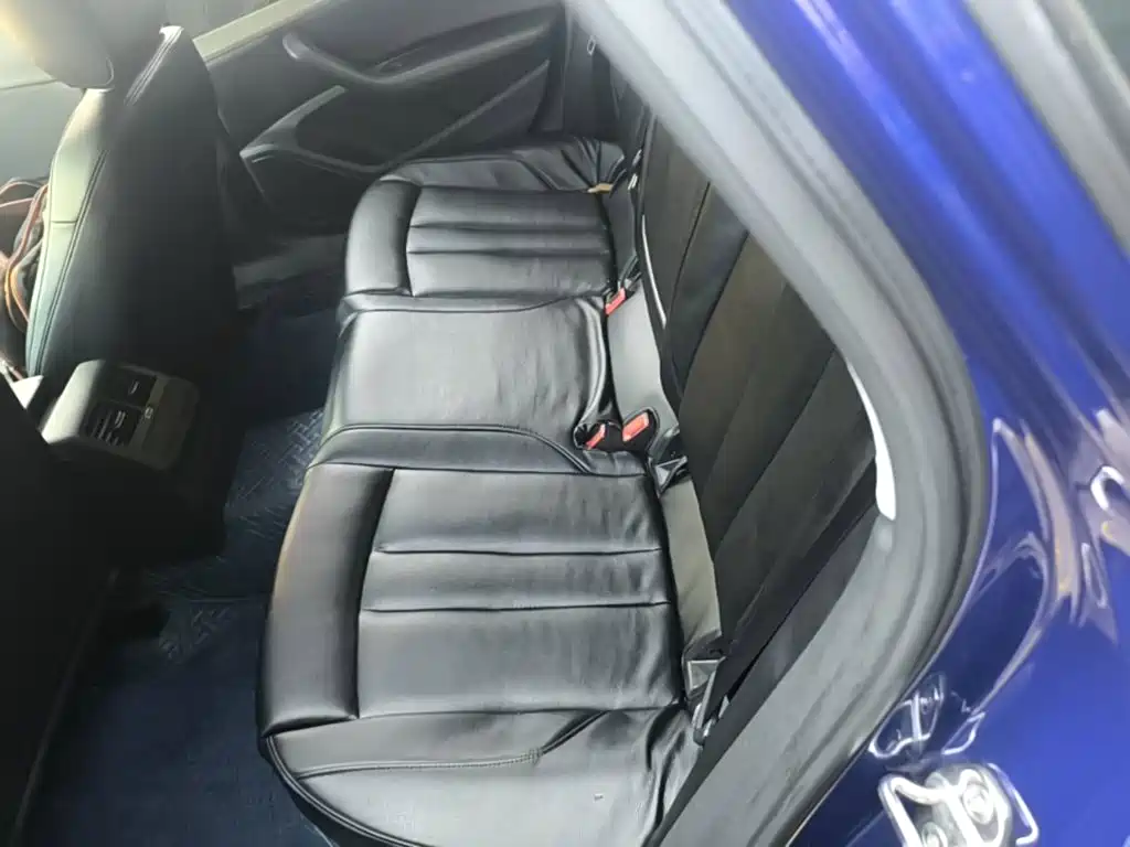 Audi A4L — миниатюра 17