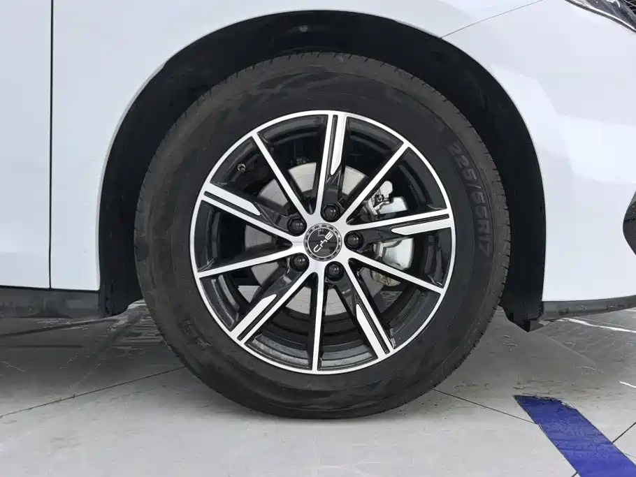 BYD Seal 06 — миниатюра 6