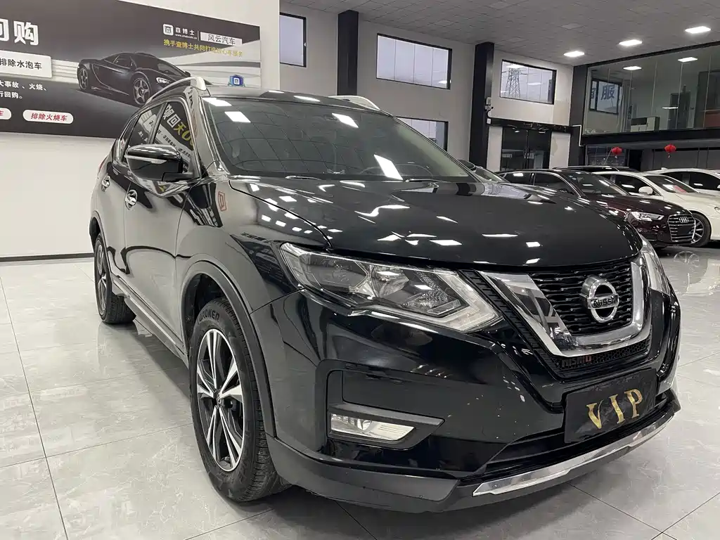 Nissan X-Trail — миниатюра 3