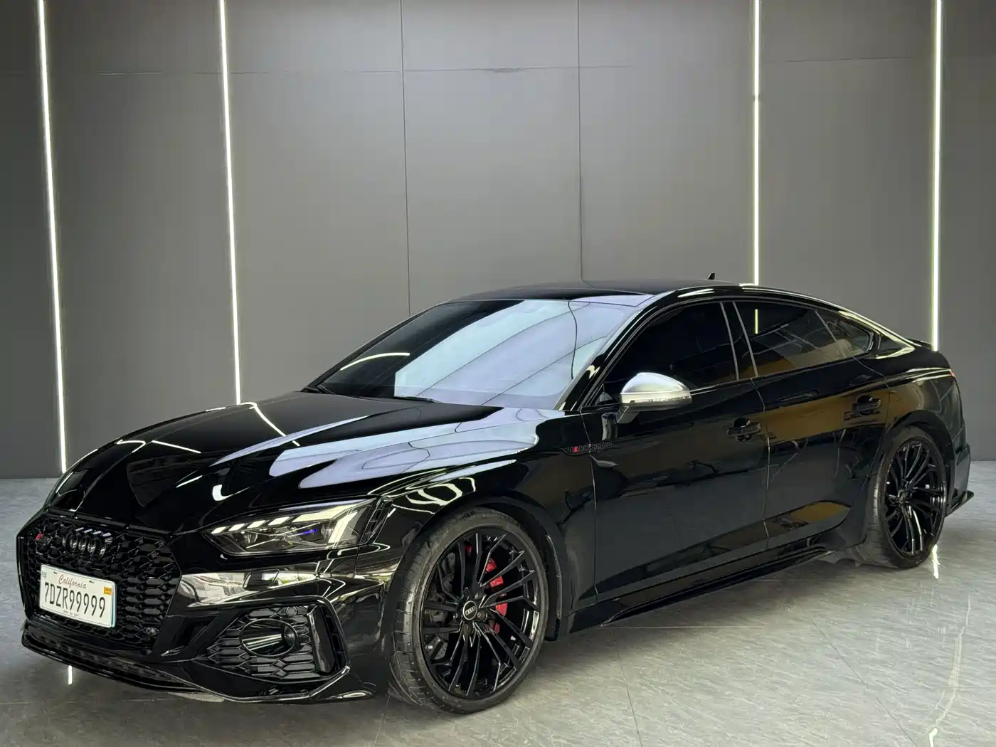 奥迪RS 5 2023款 RS 5 2.9T Sportback 黑曜版 2023