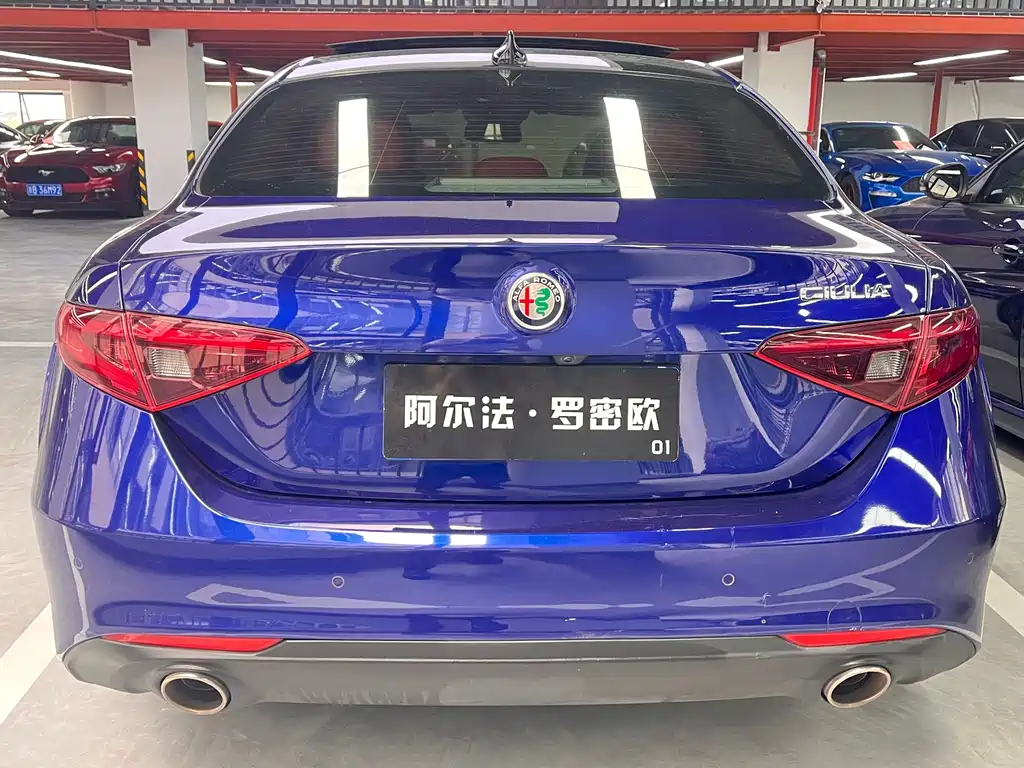 Alfa Romeo Giulia — миниатюра 13