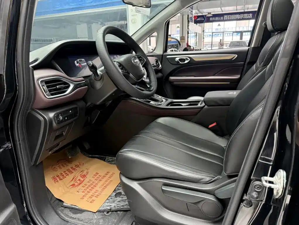 GAC Motor Trumpchi M6 — миниатюра 4