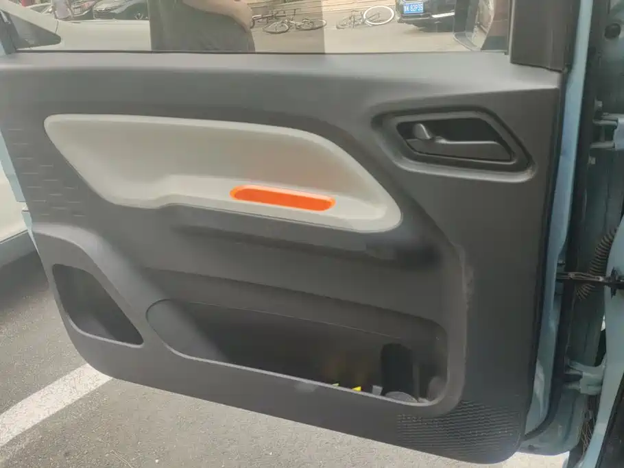 Wuling MINIEV — миниатюра 7