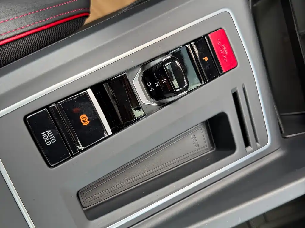 Volkswagen Golf GTI — миниатюра 19