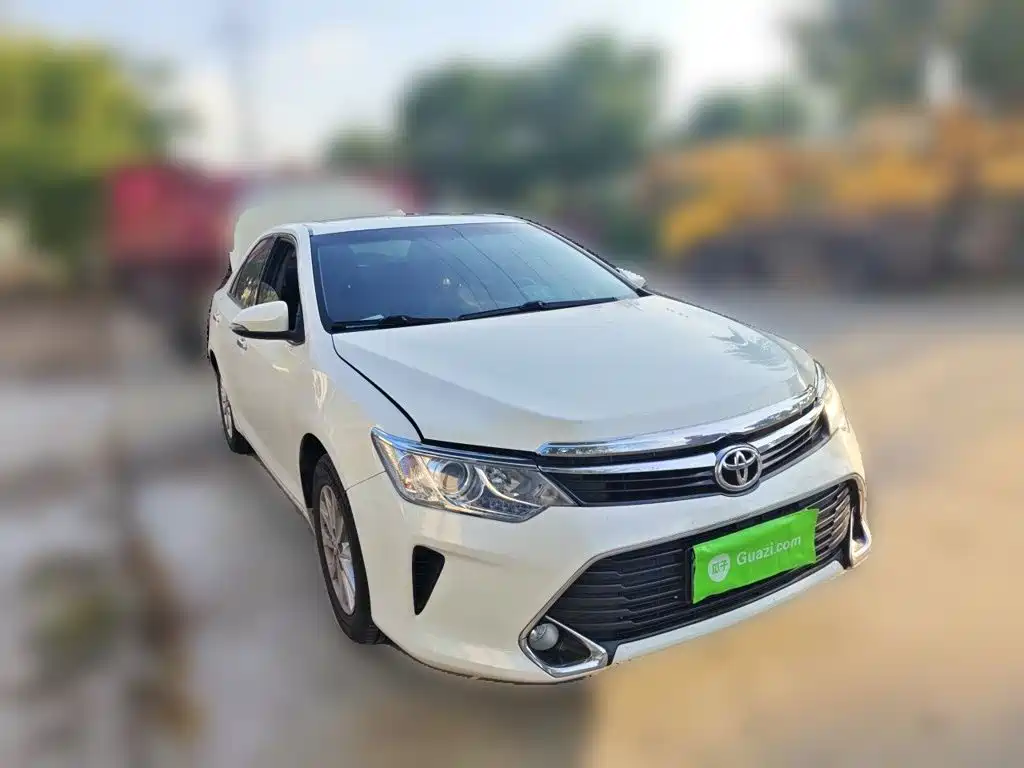 Toyota Camry — миниатюра 24