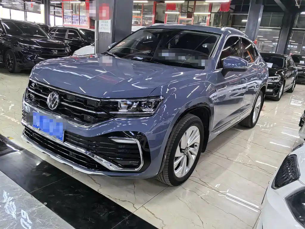 Volkswagen X 2020