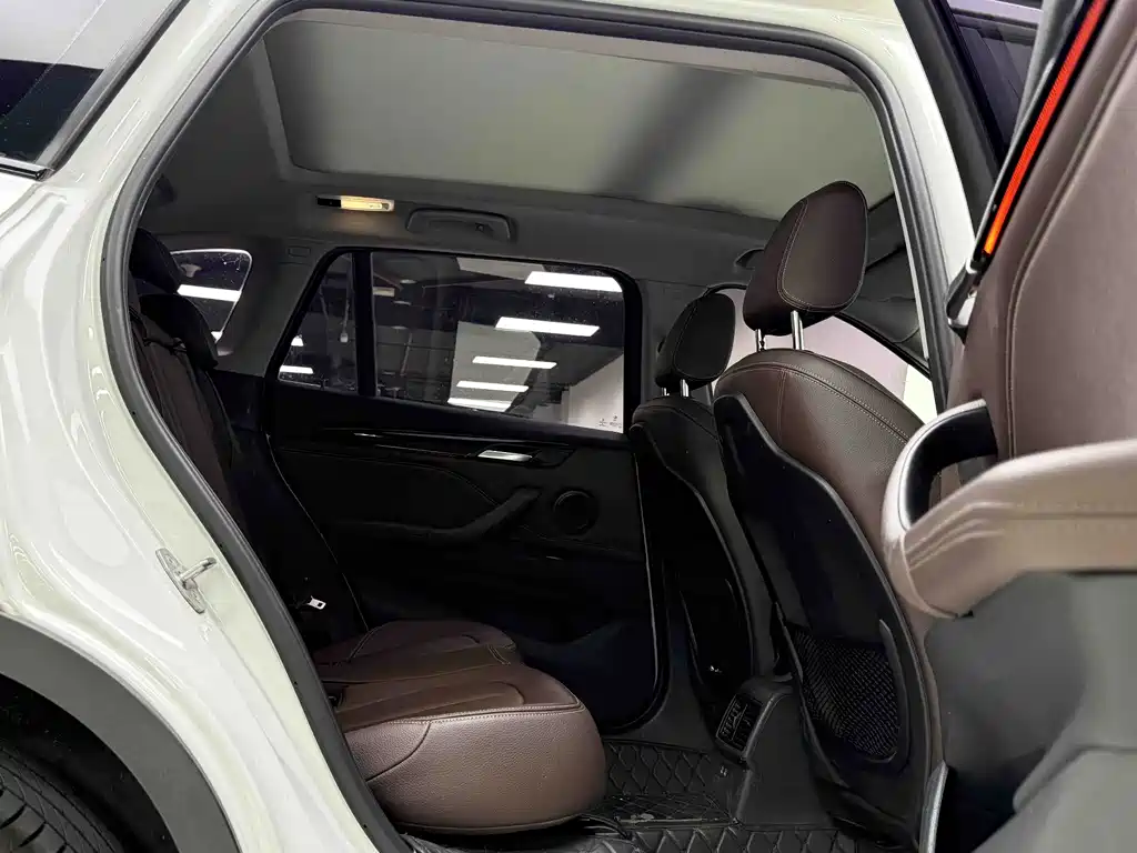 BMW X1 — миниатюра 17