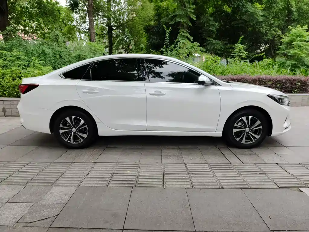 Changan Eado 2021 PLUS NE 1.4T GDI DCT Luxury