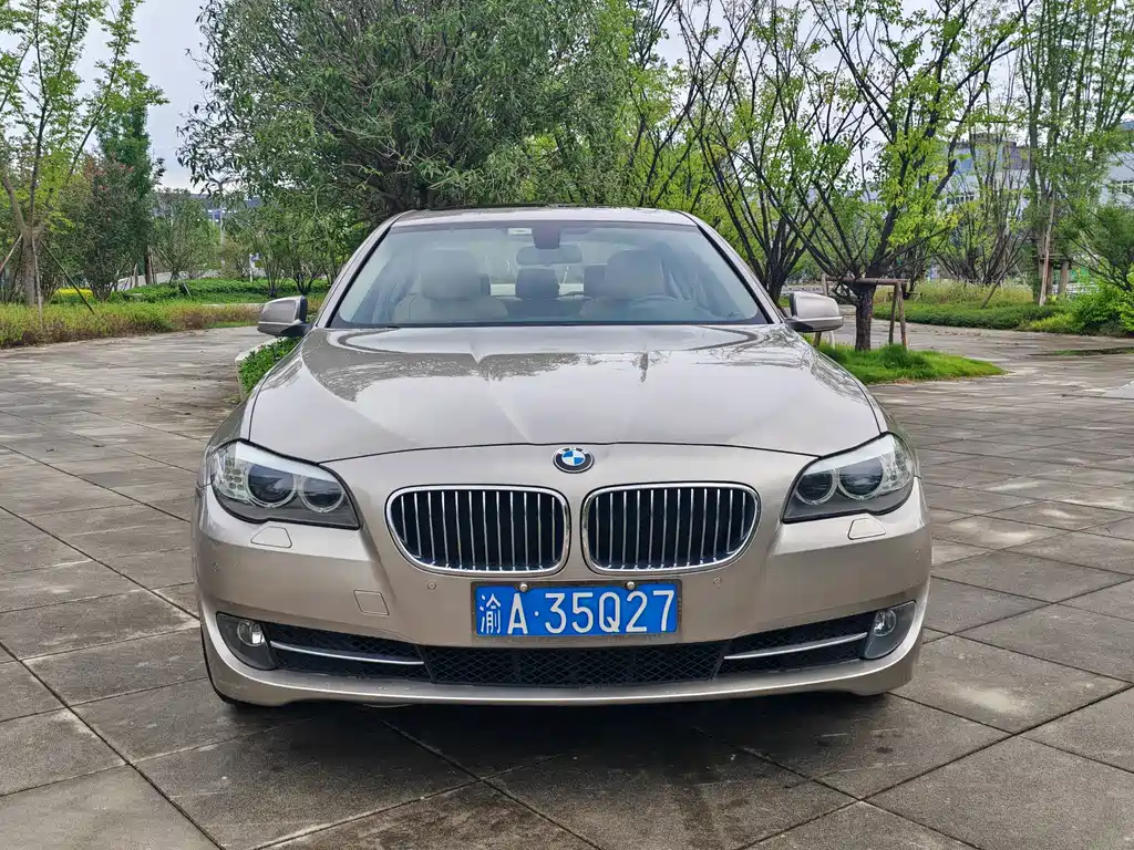 BMW 5 Series — миниатюра 2
