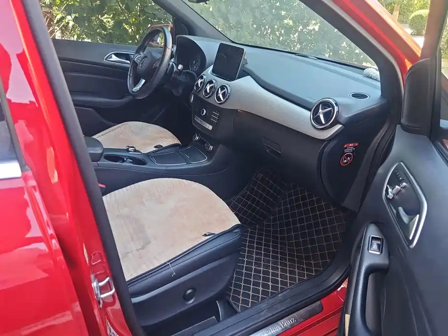 Mercedes-Benz B-Class — миниатюра 8