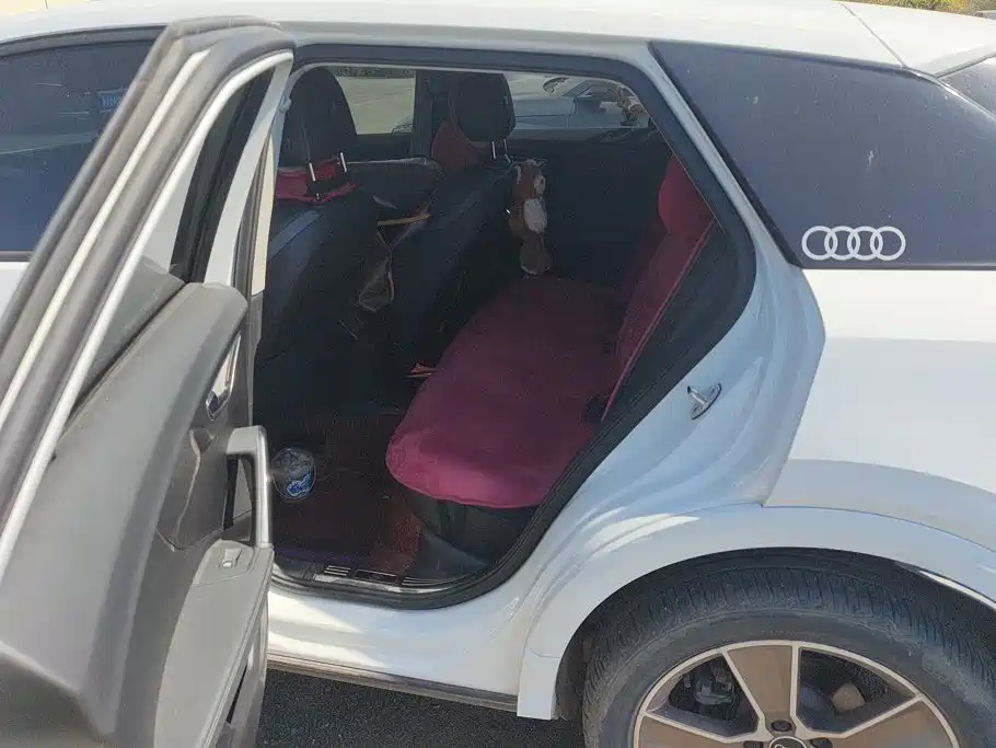 Audi Q2L — миниатюра 11