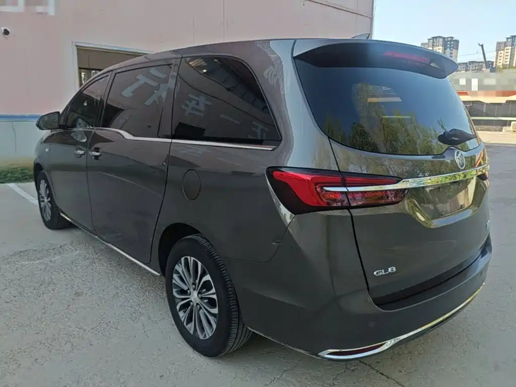 Buick GL8 — миниатюра 23