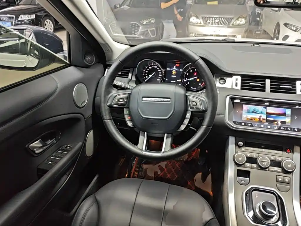 Land Rover Evoque — миниатюра 11