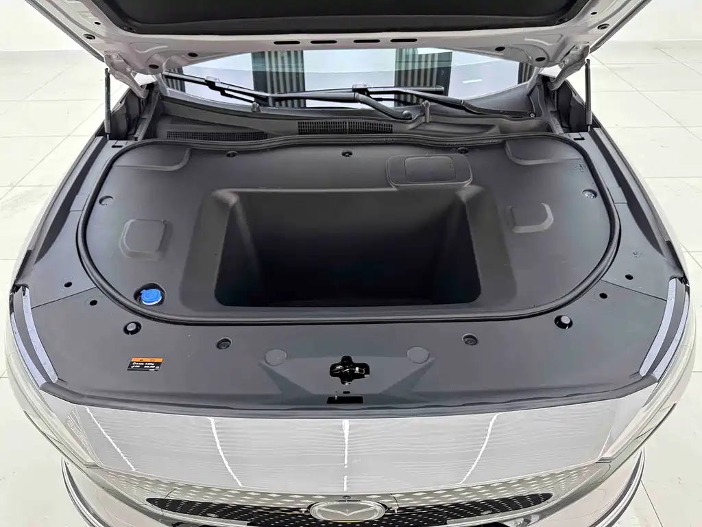 Mazda EZ-6 — миниатюра 7
