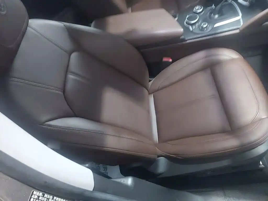 Alfa Romeo Stelvio — миниатюра 25