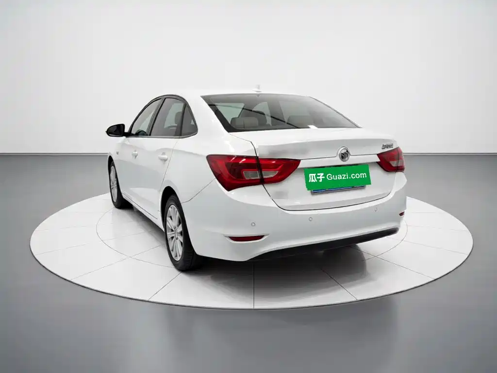 Buick Excelle — миниатюра 4