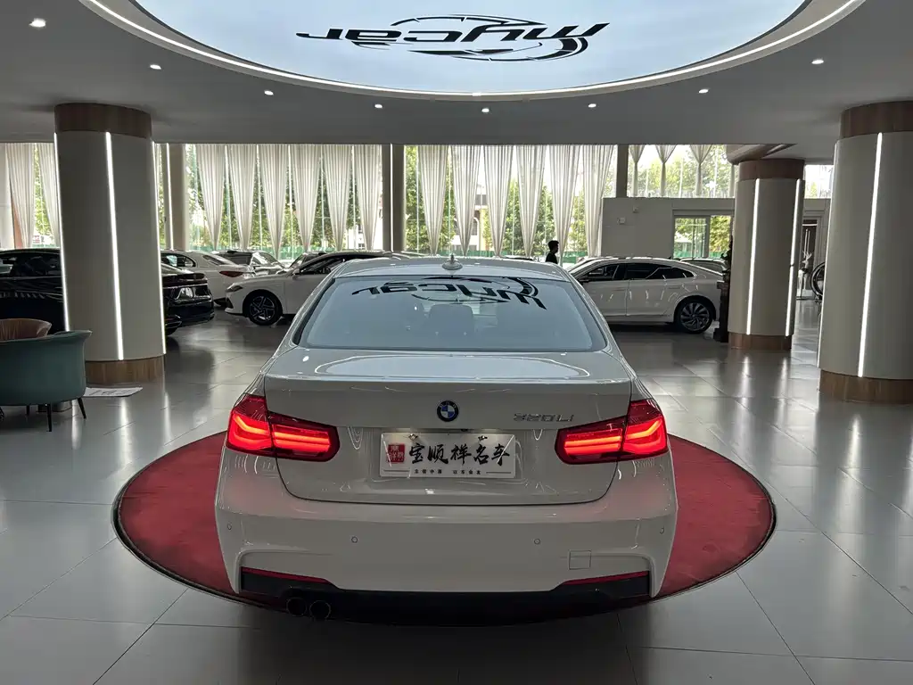 BMW 3 Series — миниатюра 6