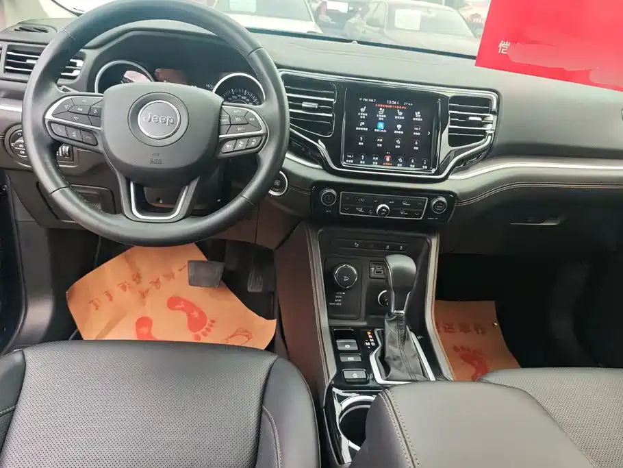 Jeep Grand Commander — миниатюра 12