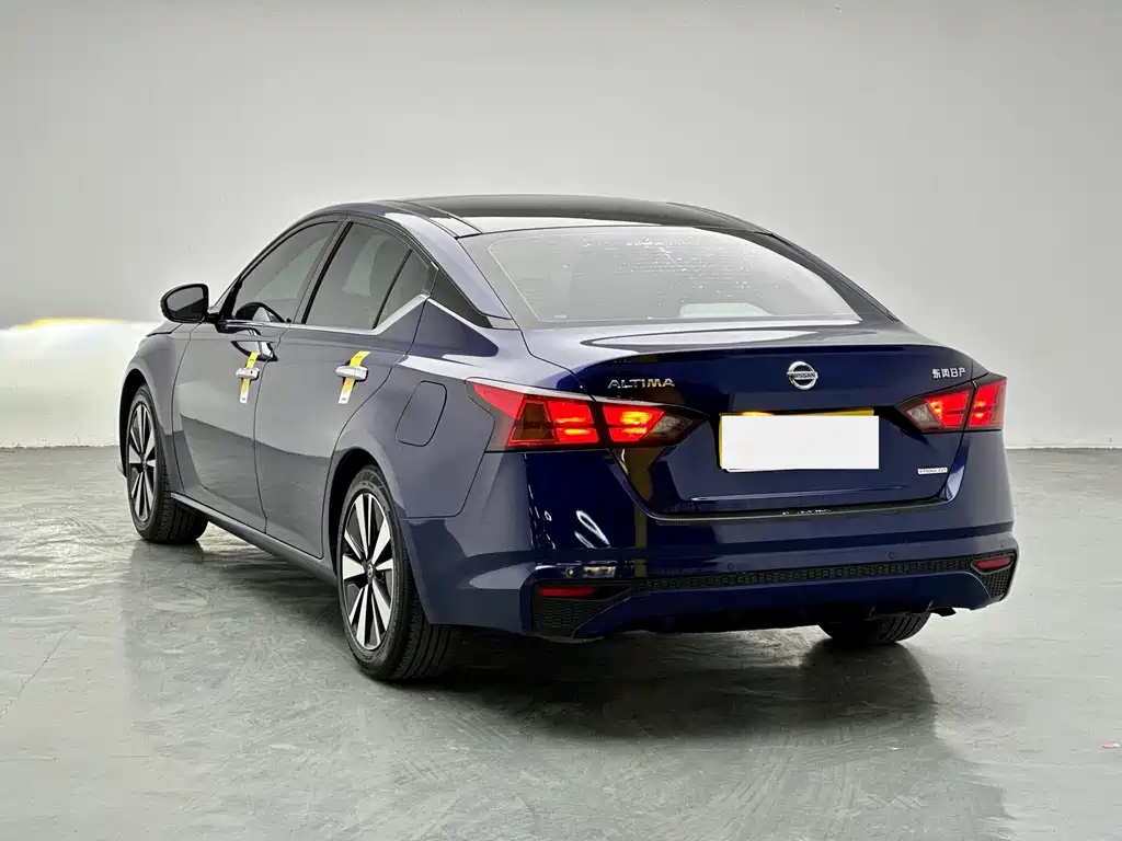 Nissan Teana — миниатюра 4