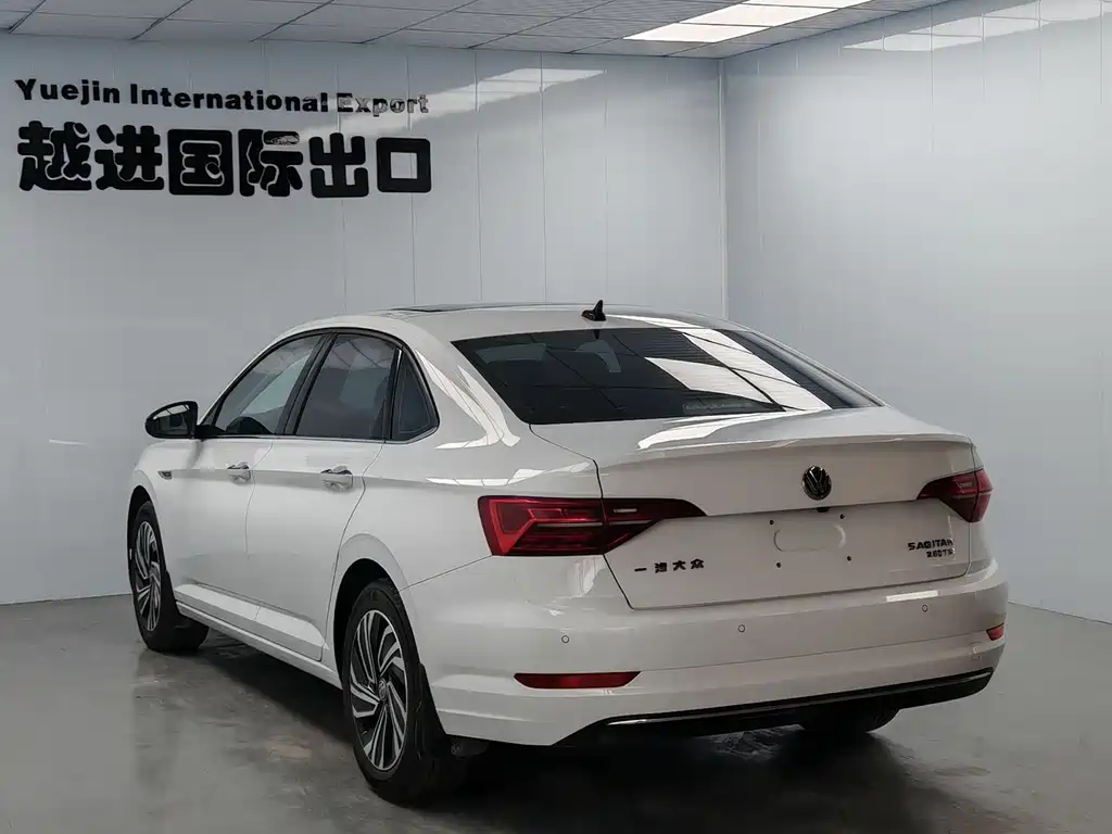Volkswagen Sagitar — миниатюра 8