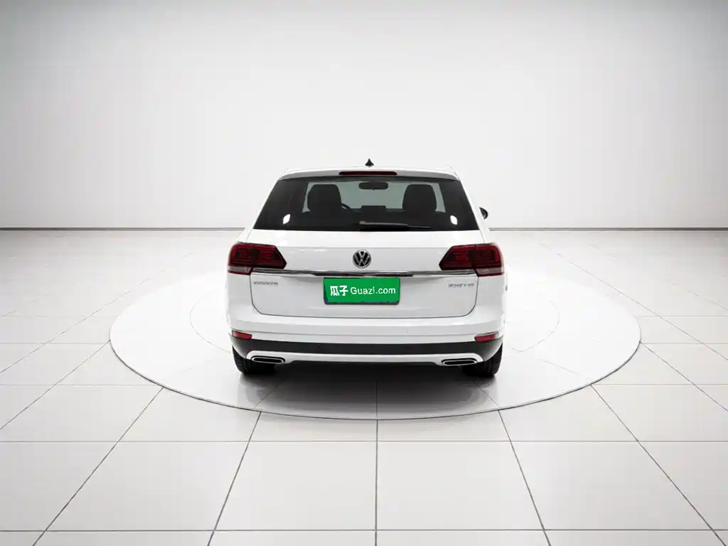 Volkswagen Teramont — миниатюра 3