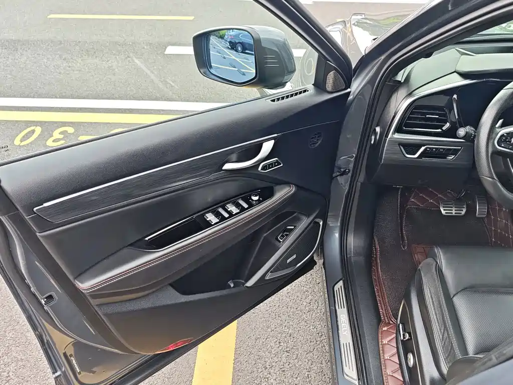 Geely Xingyue — миниатюра 11