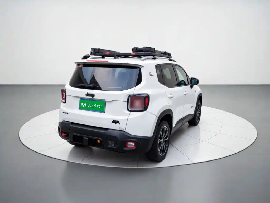 Jeep Renegade — миниатюра 4