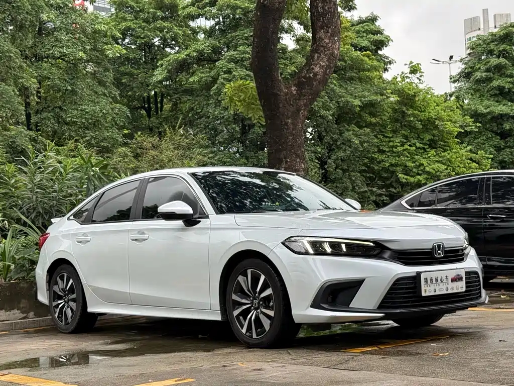Honda Civic 2023 2.0L e:HEV