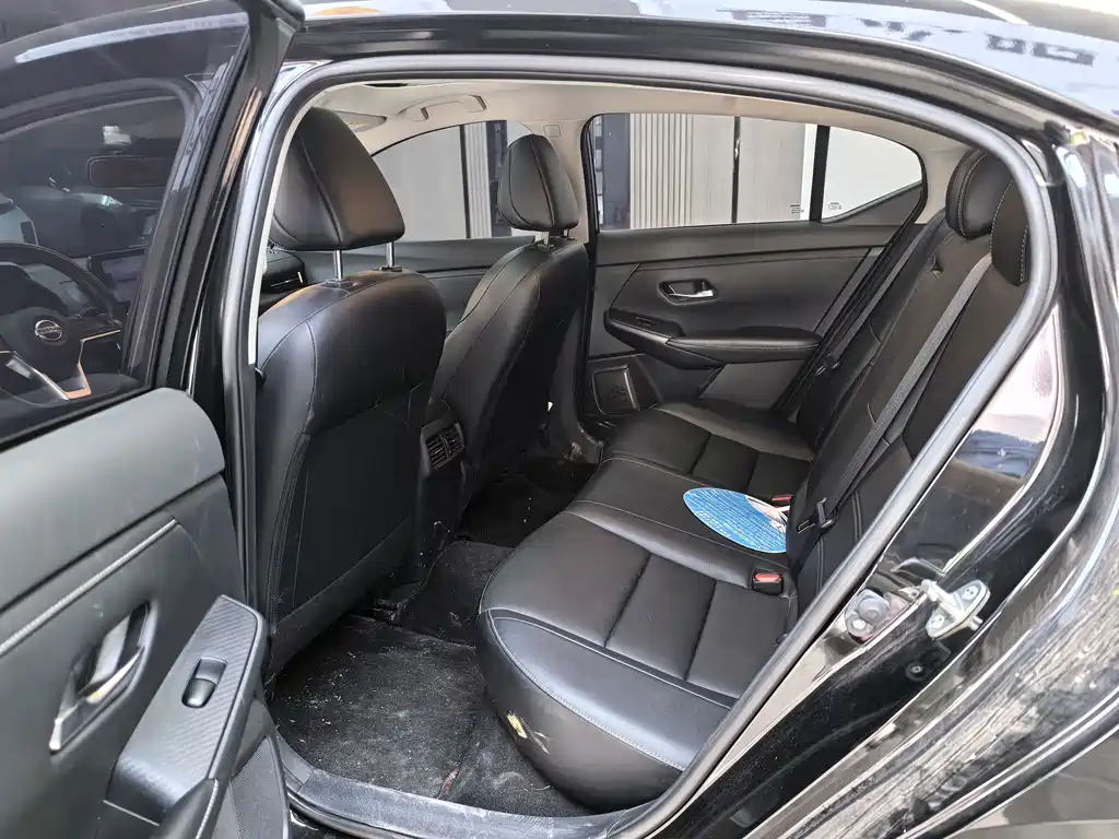 Nissan Sylphy — миниатюра 10